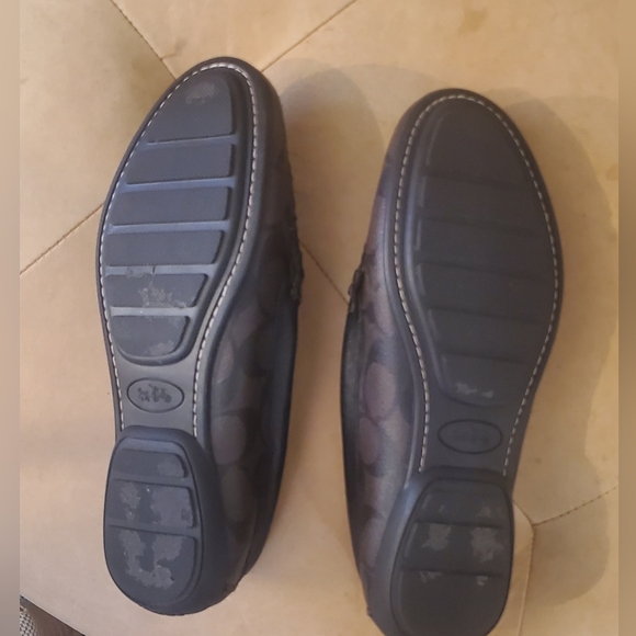 Coach Monogrammed Logo Womens size 5.5 Loafers.. - Picture 4 of 6